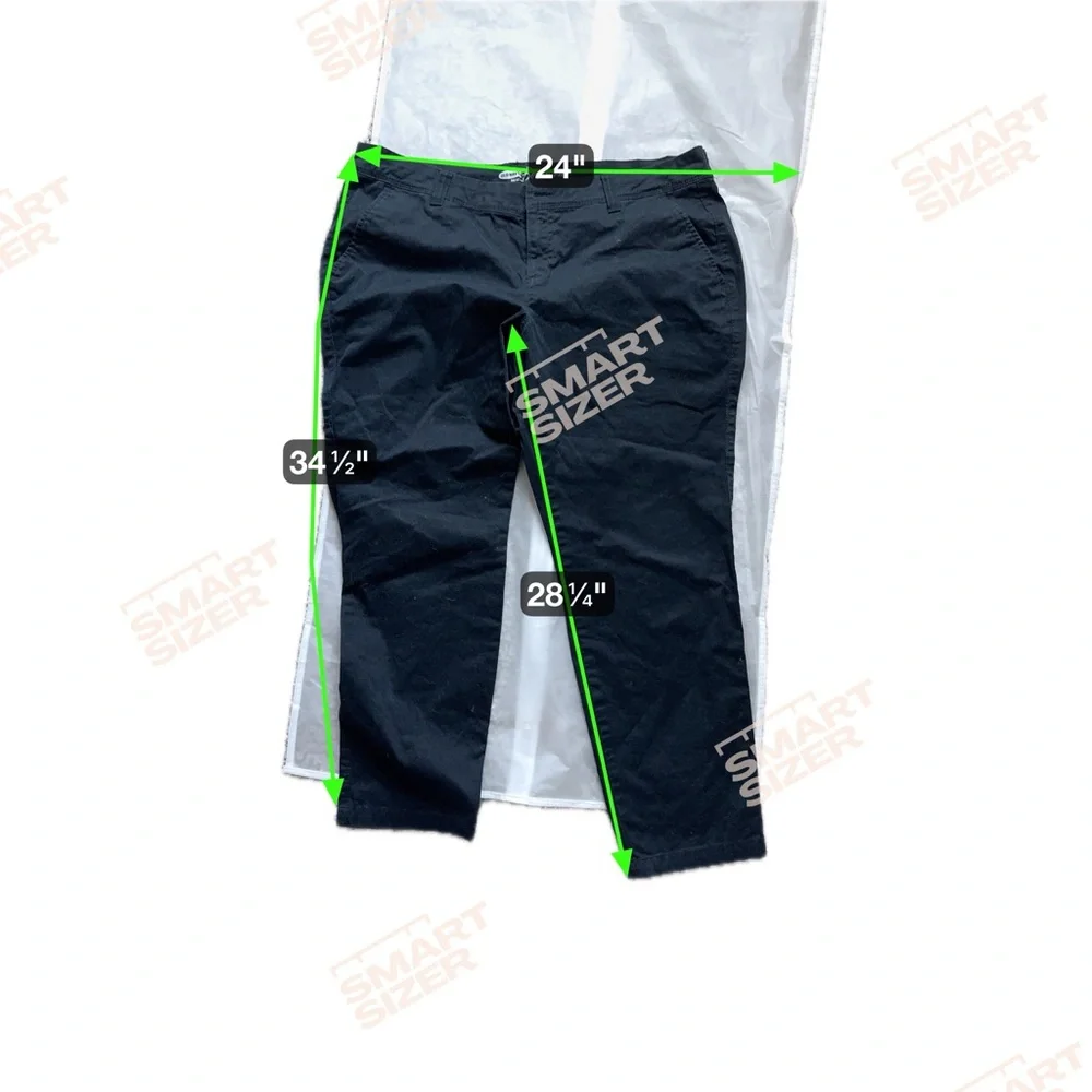 Old Navy Women’s  Black Khakis - Boyfriend Fit - Picture 7 of 7